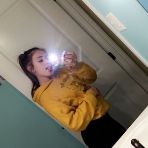 Meet your Posher, Brooke